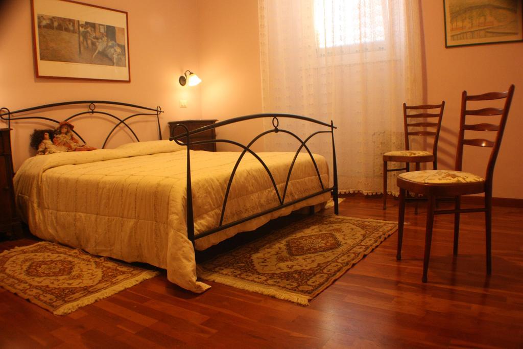 Friccico Di Luna Apartment Rome Bilik gambar